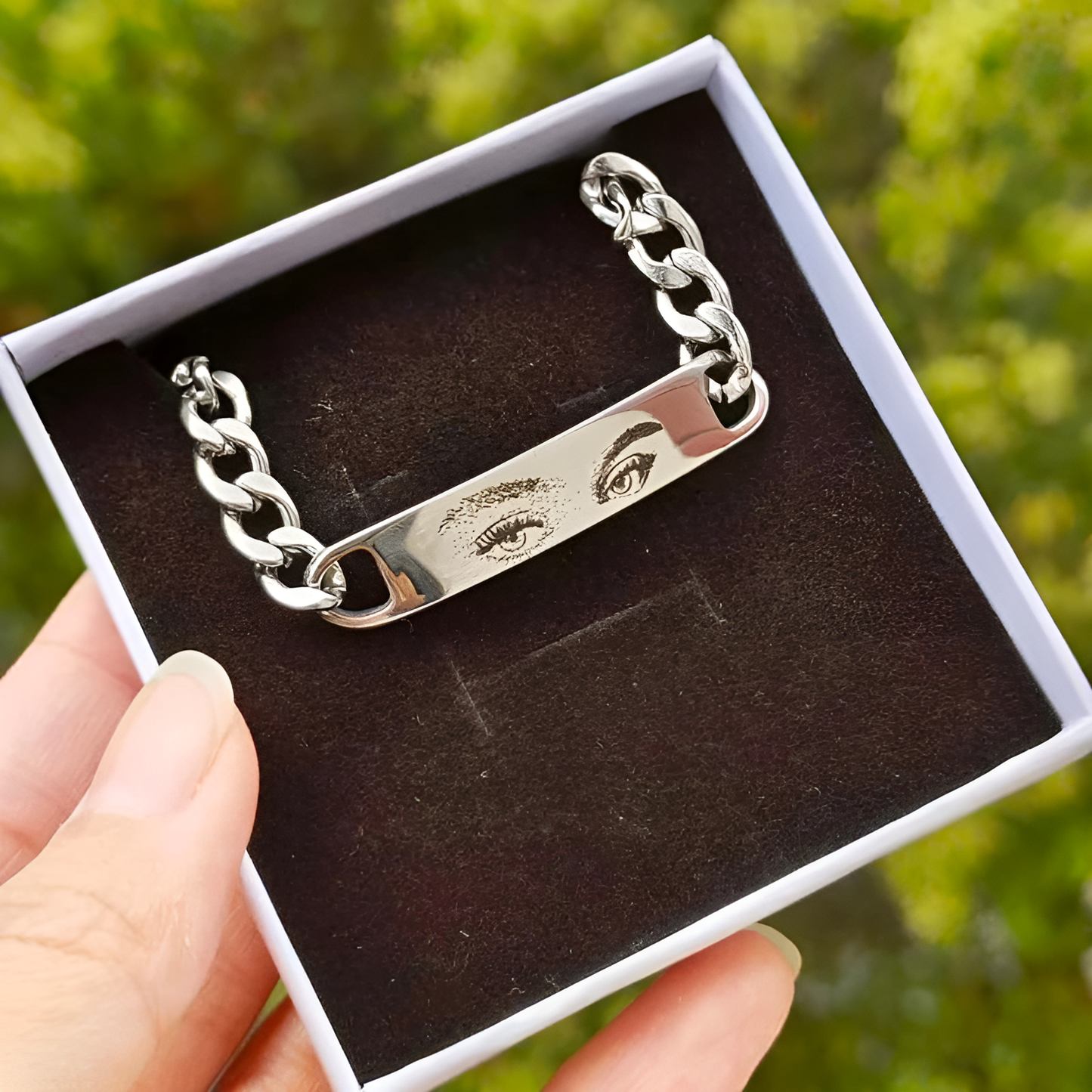 Love In Sight Bracelet